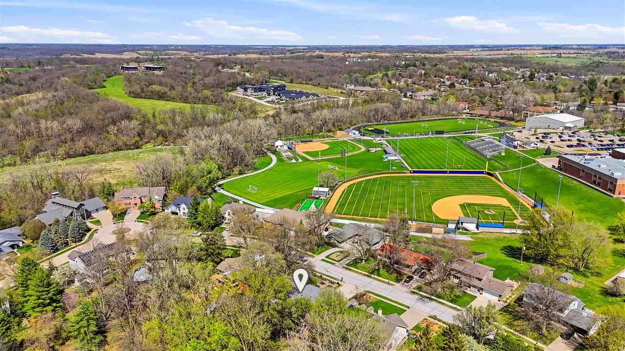 415 Woodridge Avenue Iowa City IA 52245