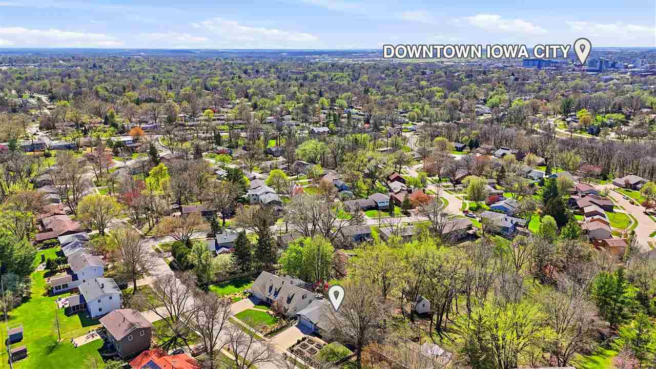 415 Woodridge Avenue Iowa City IA 52245