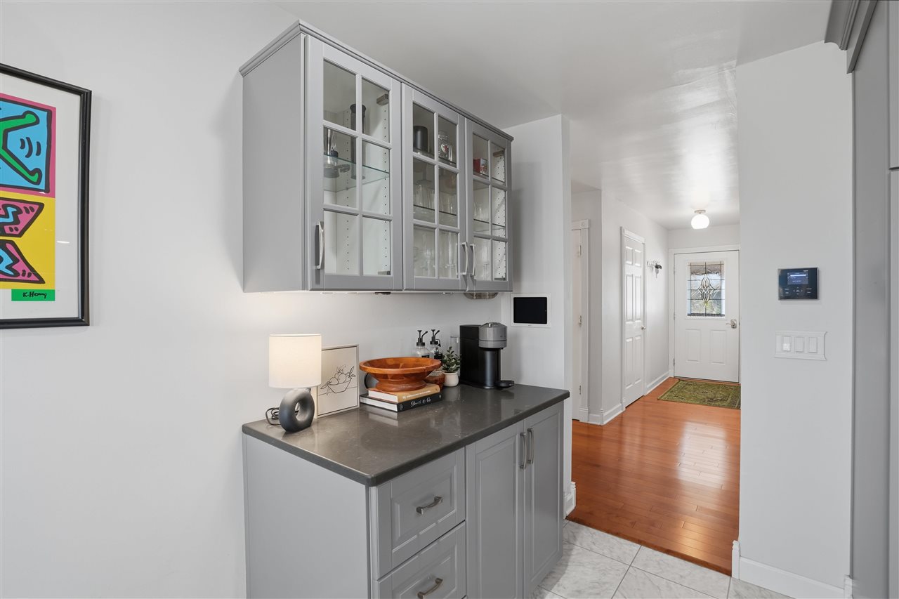 415 Woodridge Avenue Iowa City IA 52245