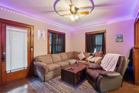 727 N Dodge Street Iowa City IA 52245