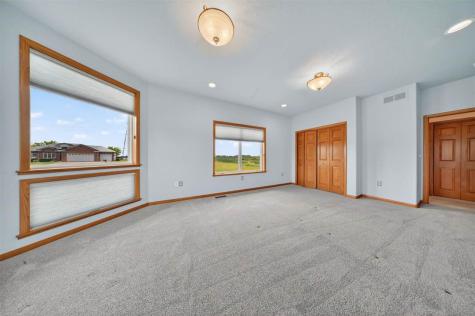 1264 Ivan Lane West Liberty IA 52776