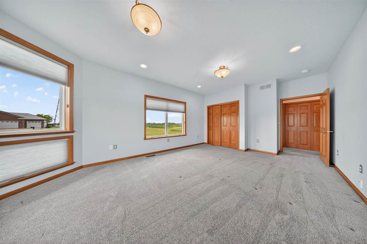 1264 Ivan Lane West Liberty IA 52776