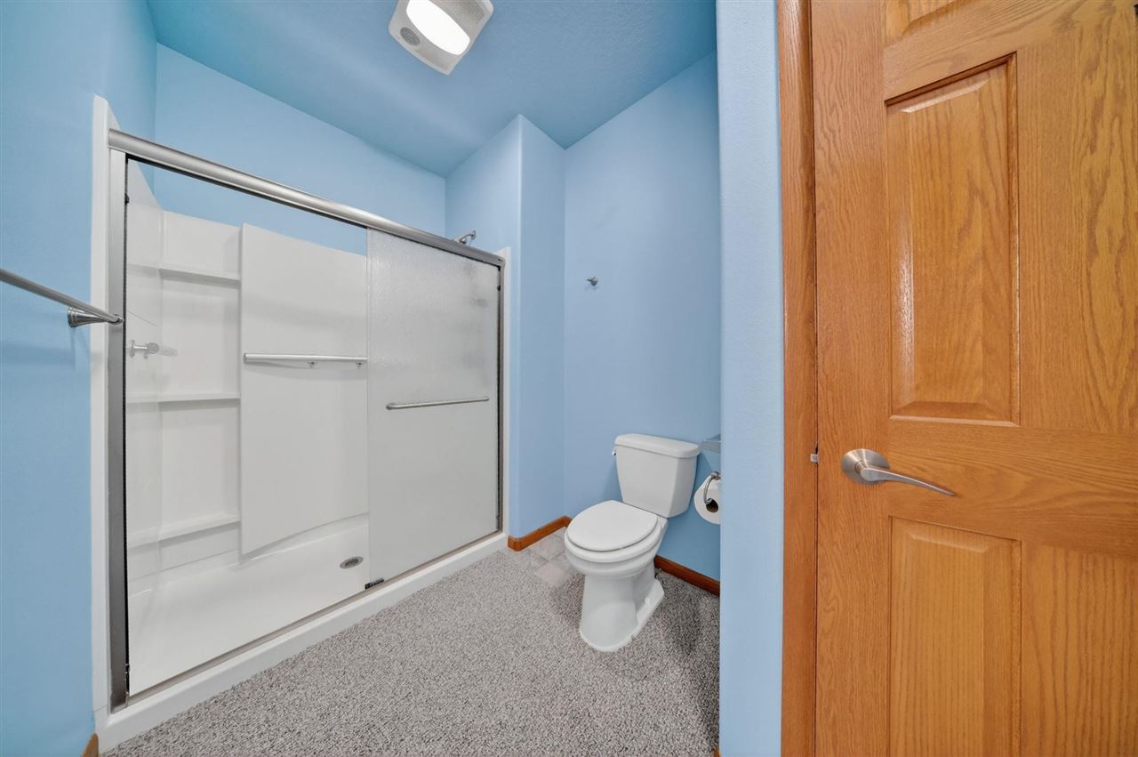 1264 Ivan Lane West Liberty IA 52776