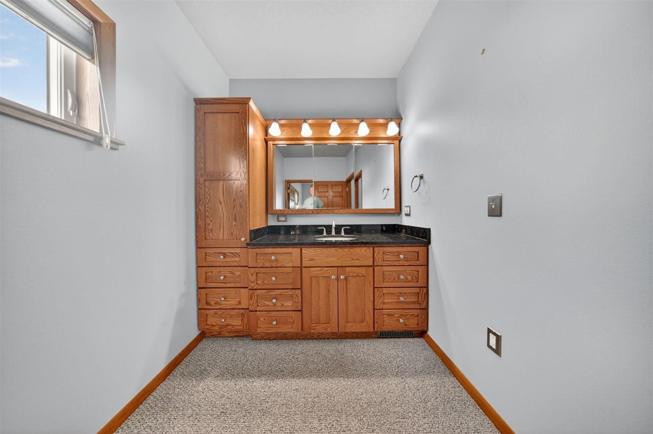 1264 Ivan Lane West Liberty IA 52776