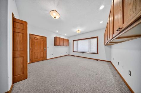 1264 Ivan Lane West Liberty IA 52776