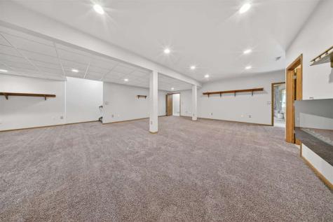 1264 Ivan Lane West Liberty IA 52776