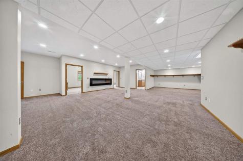 1264 Ivan Lane West Liberty IA 52776