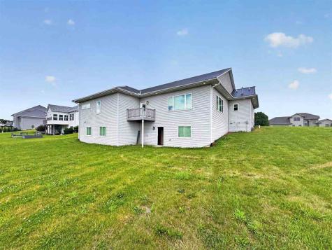 1264 Ivan Lane West Liberty IA 52776