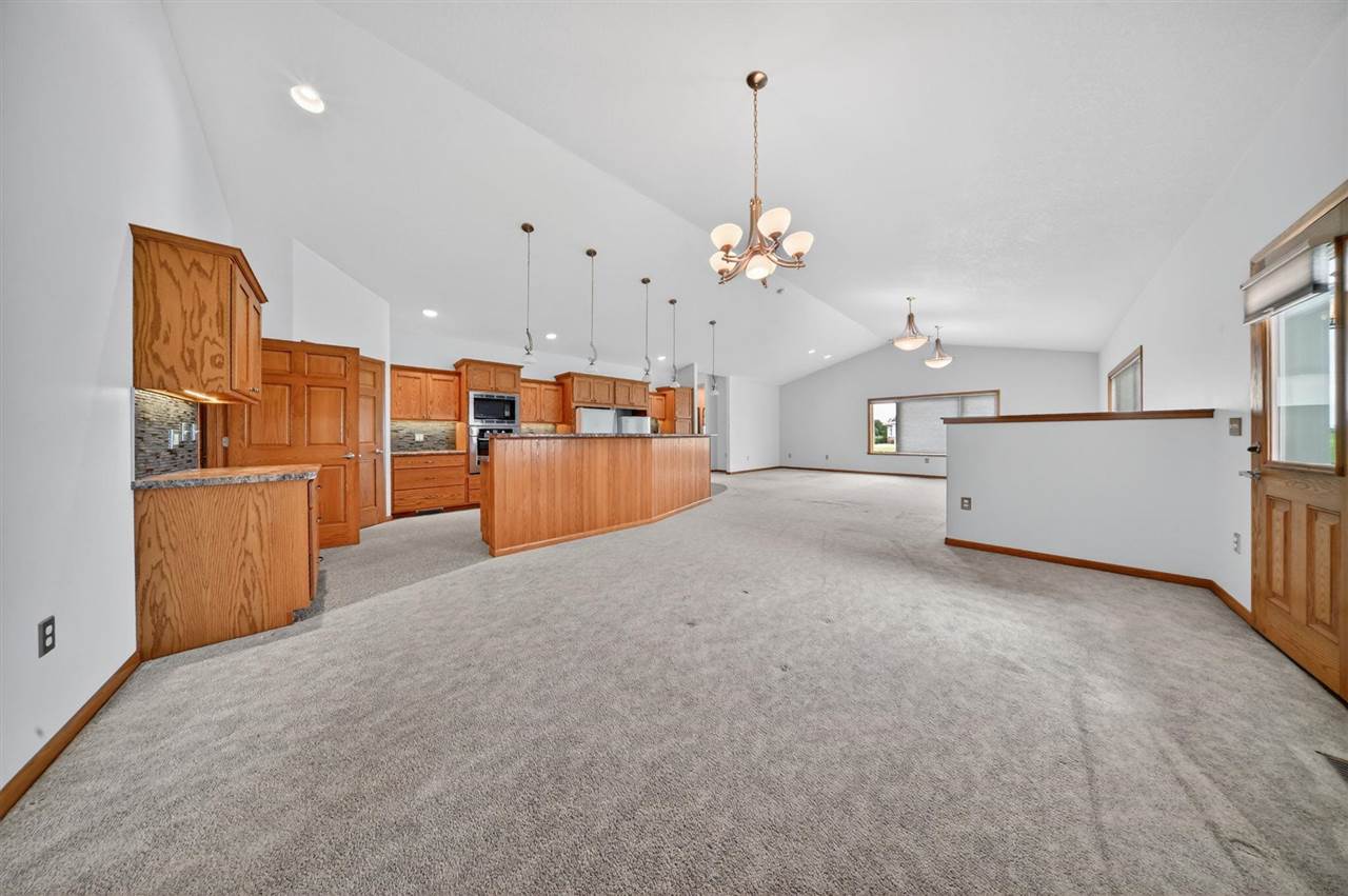 1264 Ivan Lane West Liberty IA 52776
