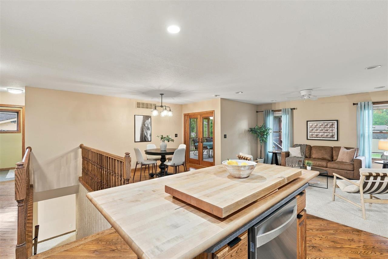 715 14th Street Kalona IA 52247