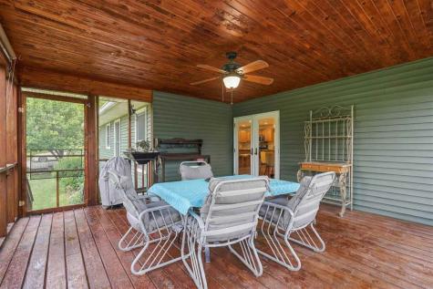 715 14th Street Kalona IA 52247