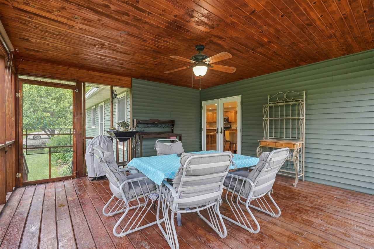 715 14th Street Kalona IA 52247
