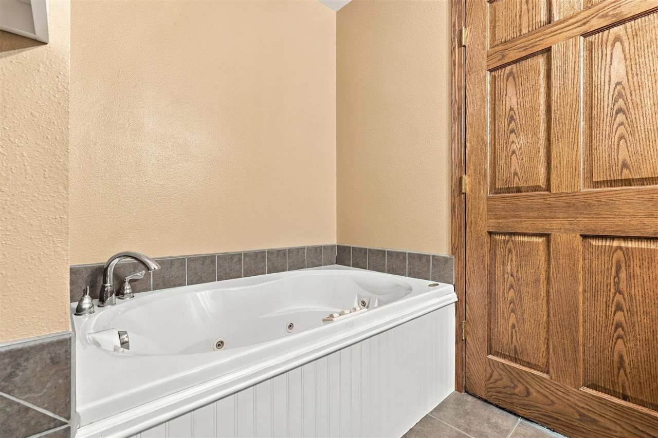 715 14th Street Kalona IA 52247