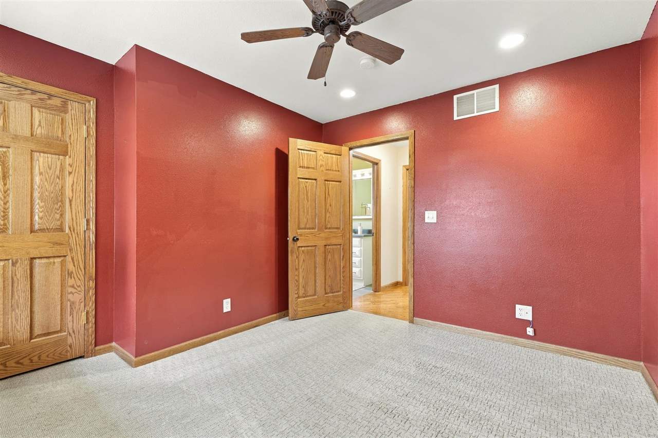 715 14th Street Kalona IA 52247