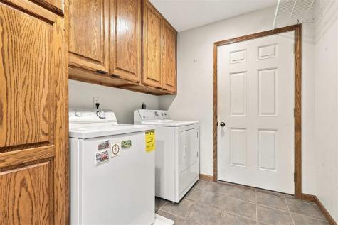 715 14th Street Kalona IA 52247