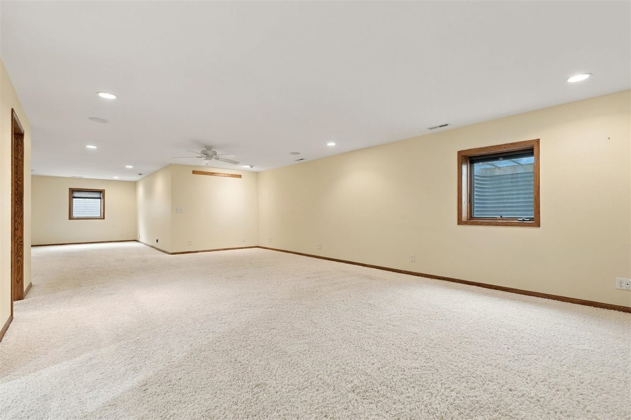 715 14th Street Kalona IA 52247