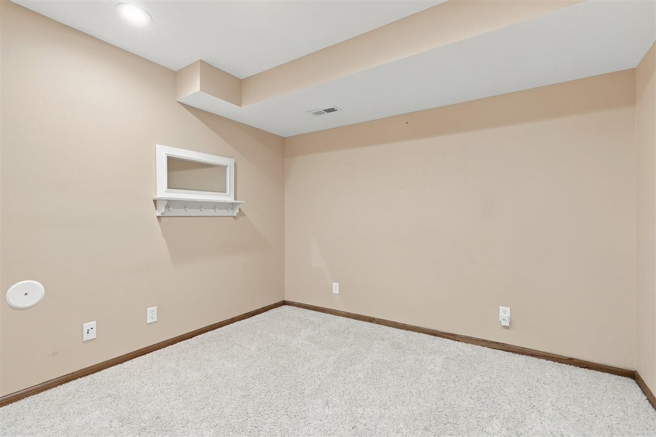 715 14th Street Kalona IA 52247