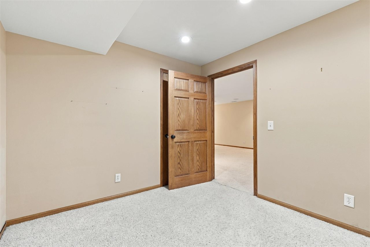 715 14th Street Kalona IA 52247