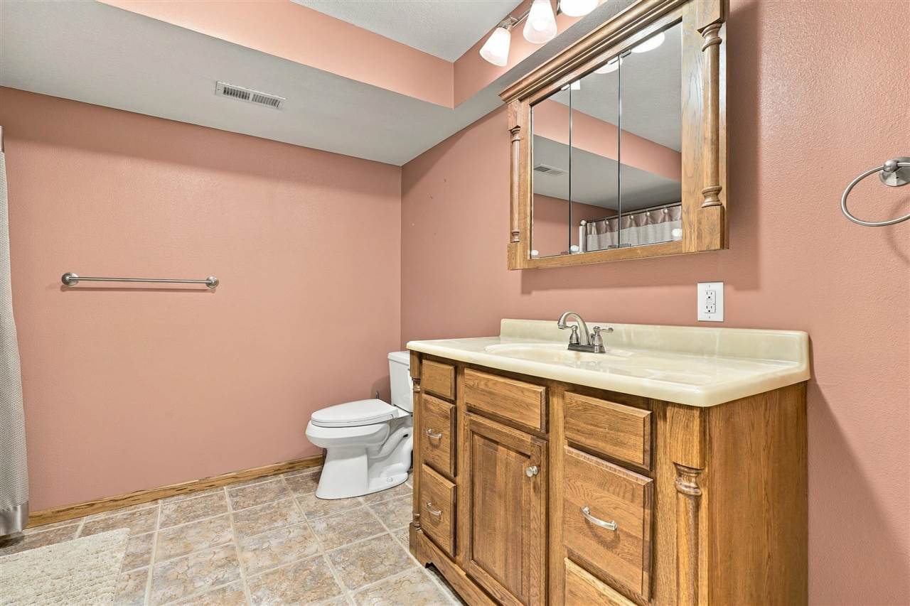 715 14th Street Kalona IA 52247