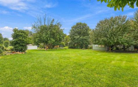 715 14th Street Kalona IA 52247