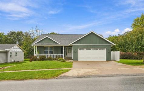 715 14th Street Kalona IA 52247