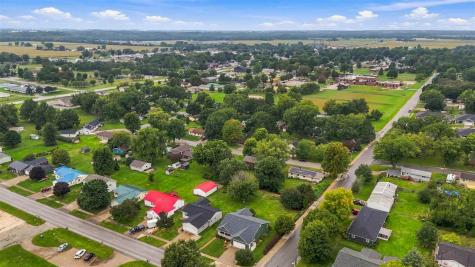 715 14th Street Kalona IA 52247