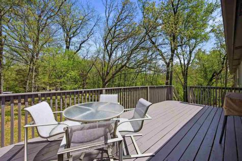 7 West View Acres NE Iowa City IA 52240