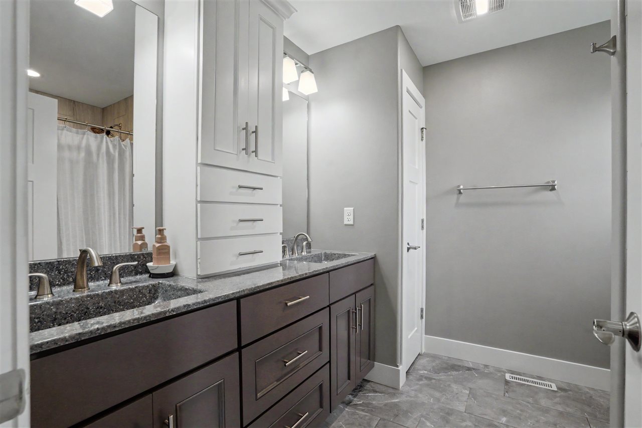 733 Raleigh Lane Marion IA 52302