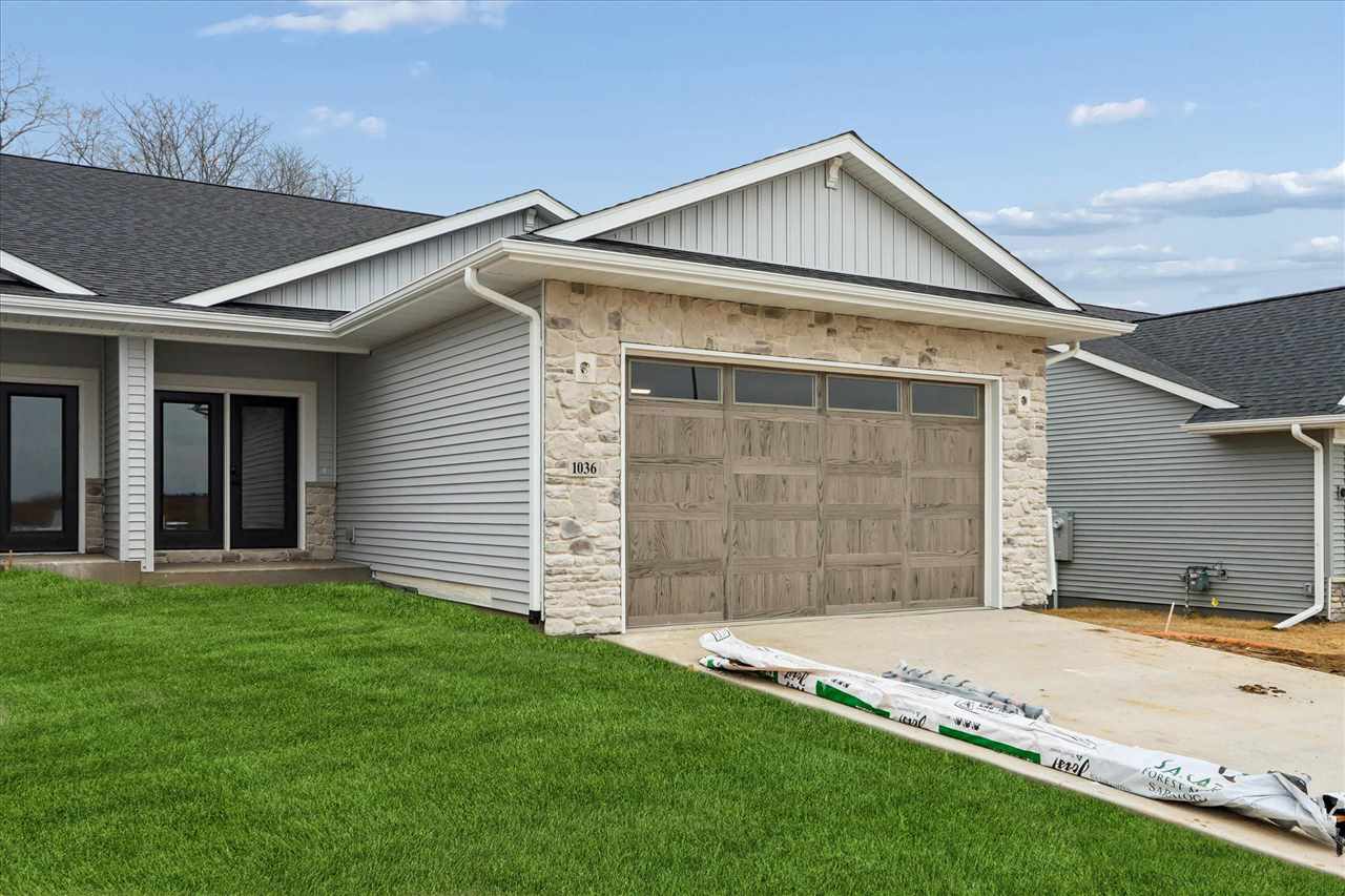 1020 Highland Trail Solon IA 52333