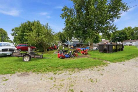 201 S Smith Street Olds IA 52647