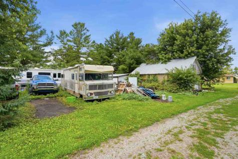 201 S Smith Street Olds IA 52647