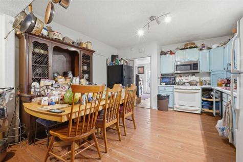 201 S Smith Street Olds IA 52647