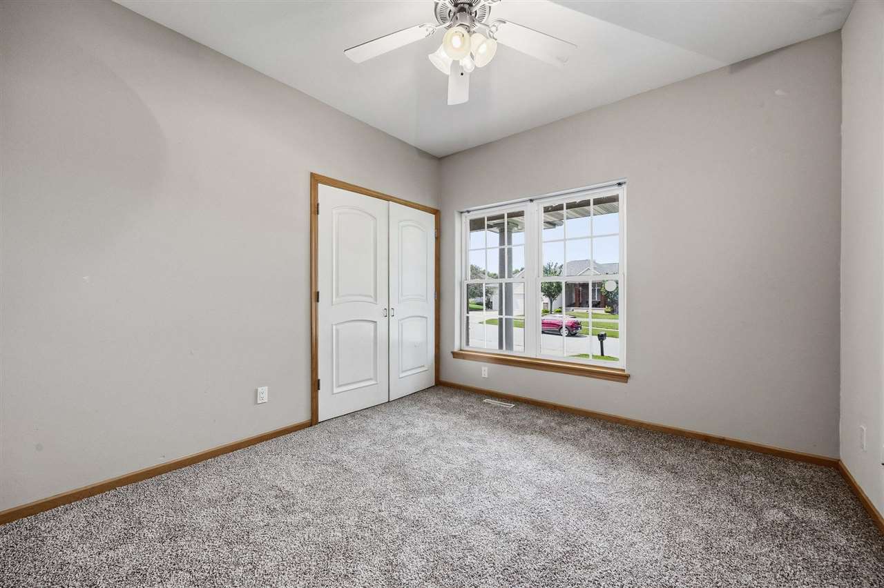 426 Prairie View Drive Fairfax IA 52228