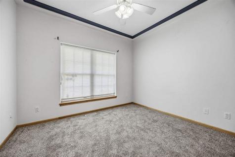 426 Prairie View Drive Fairfax IA 52228