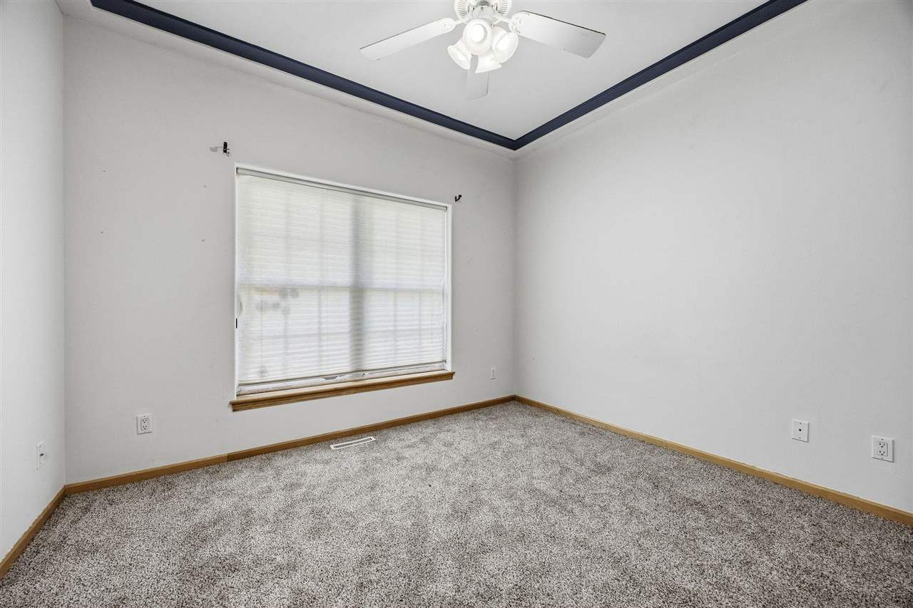 426 Prairie View Drive Fairfax IA 52228