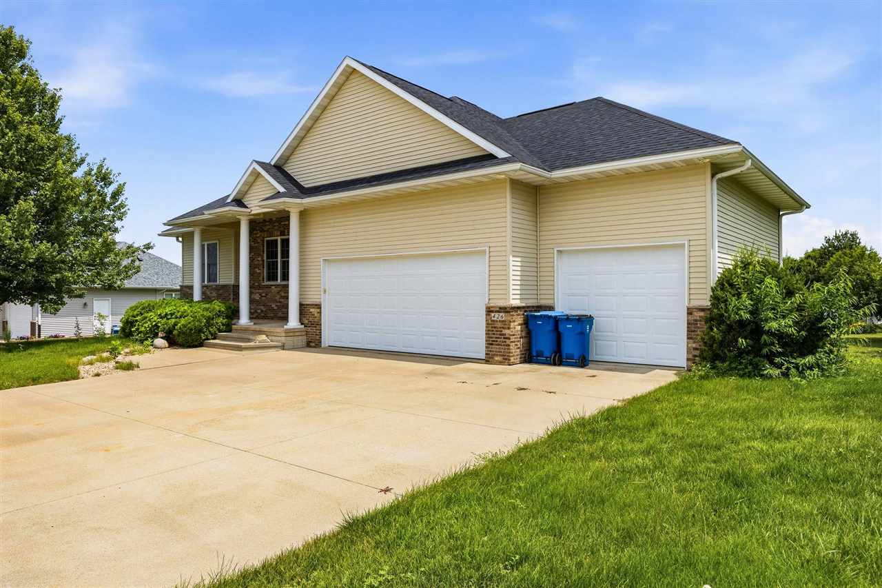 426 Prairie View Drive Fairfax IA 52228