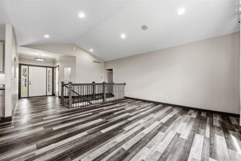 426 Prairie View Drive Fairfax IA 52228