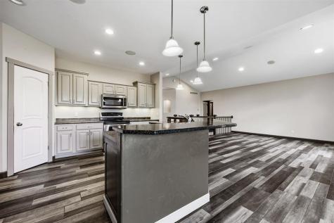 426 Prairie View Drive Fairfax IA 52228