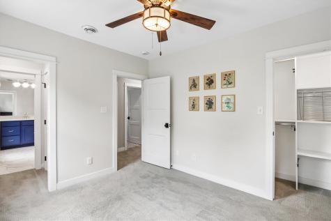 1321 Rochester Avenue Iowa City IA 52245