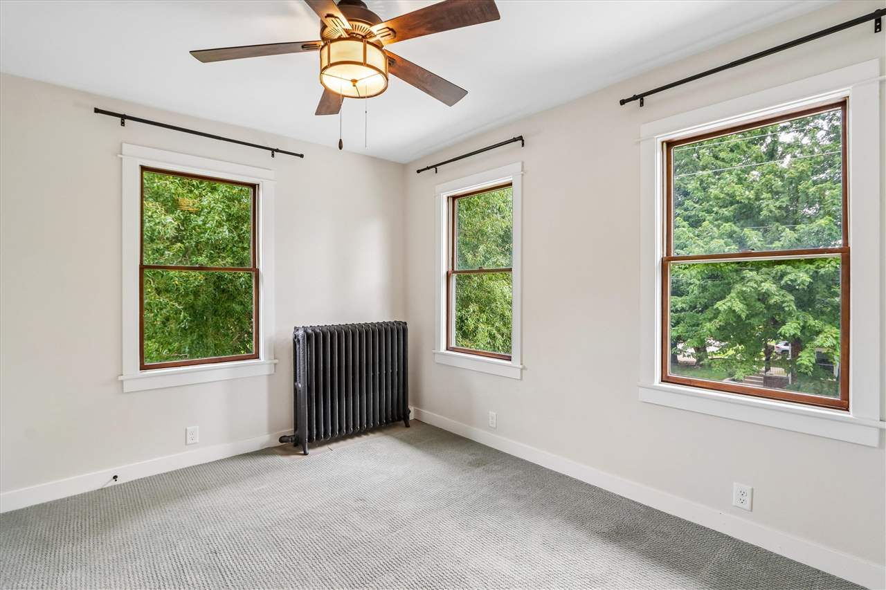 1321 Rochester Avenue Iowa City IA 52245