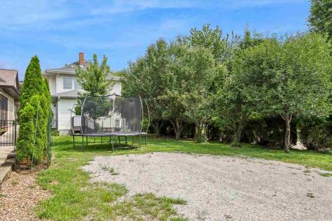 1321 Rochester Avenue Iowa City IA 52245