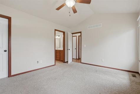 605 Penn Ridge Drive North Liberty IA 52317