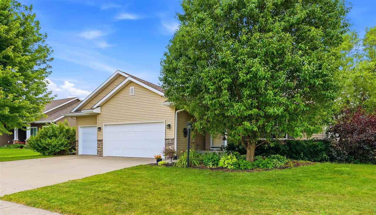 605 Penn Ridge Drive North Liberty IA 52317