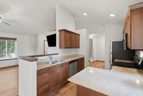 605 Penn Ridge Drive North Liberty IA 52317