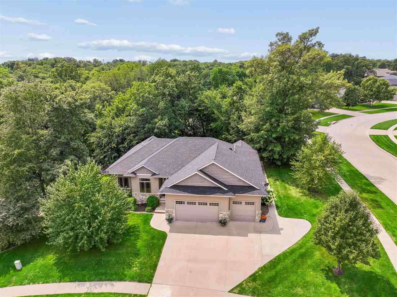 1685 Redbud Circle North Liberty IA 52317