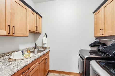 1685 Redbud Circle North Liberty IA 52317