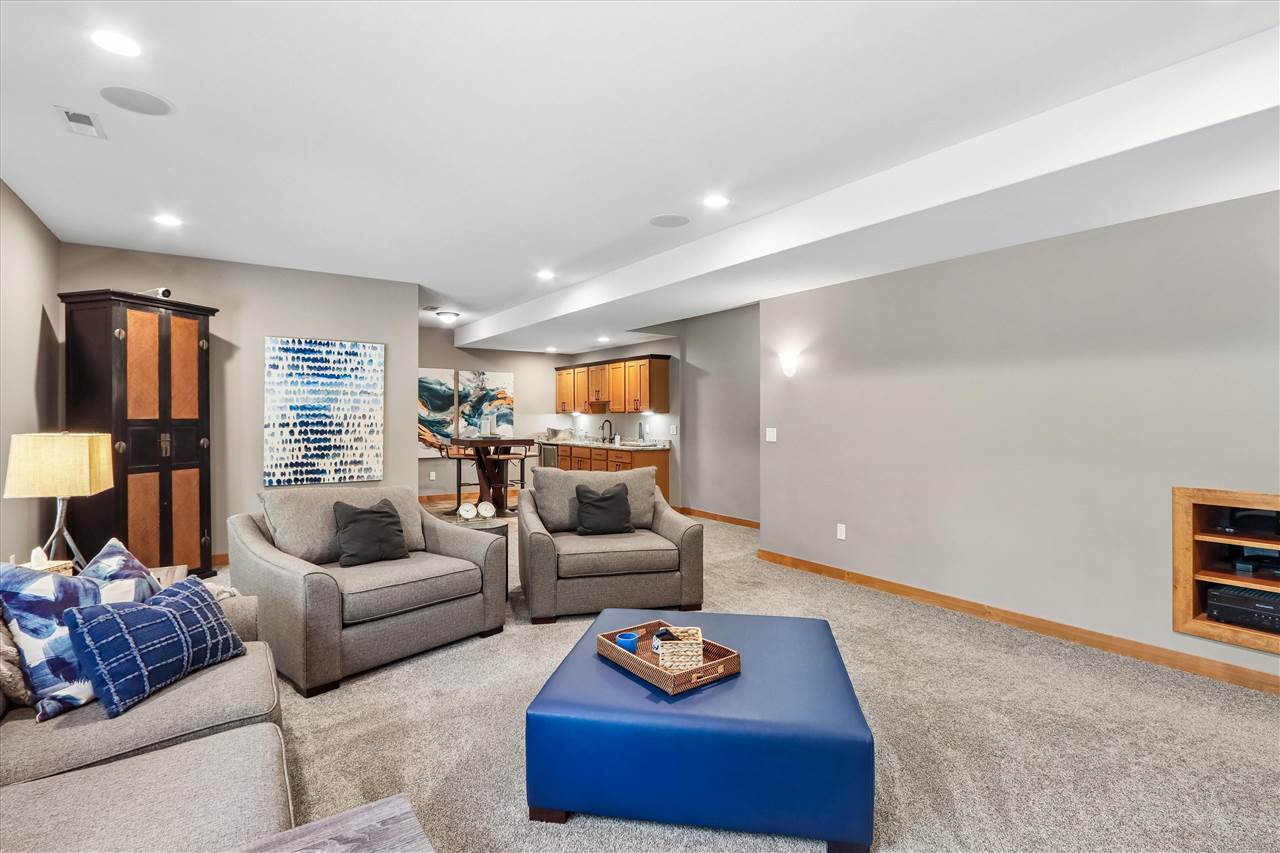 1685 Redbud Circle North Liberty IA 52317