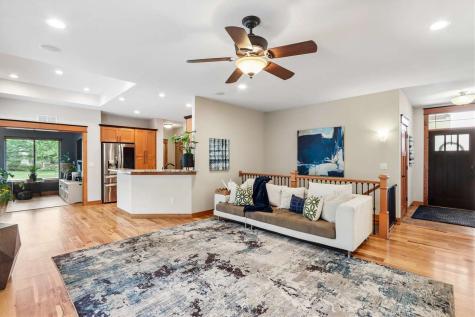 1685 Redbud Circle North Liberty IA 52317