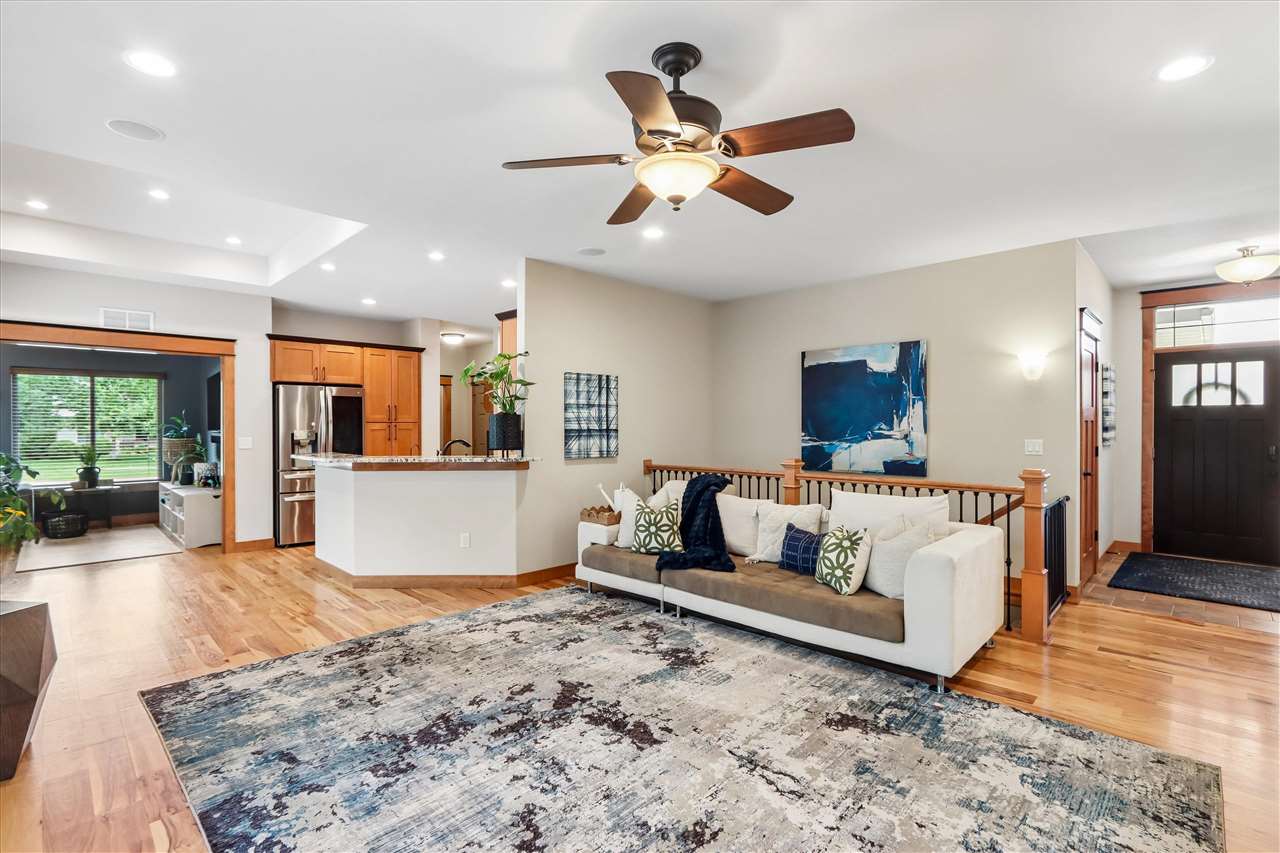 1685 Redbud Circle North Liberty IA 52317