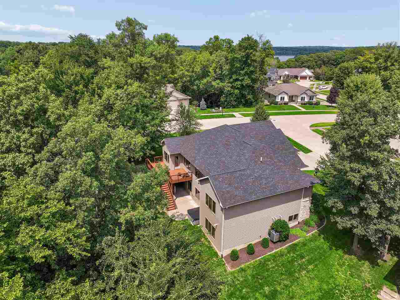 1685 Redbud Circle North Liberty IA 52317